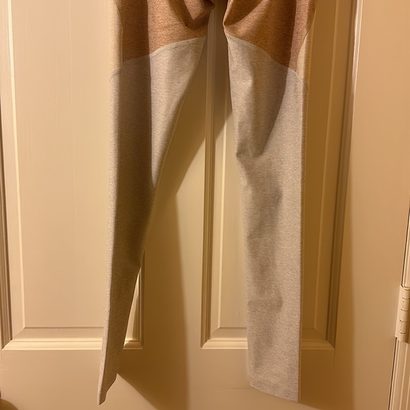 Outdoor Voices Leggings - Picture 5 of 5